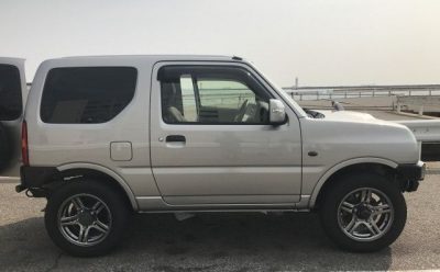 ジムニーのモデルサイクル