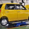 車検を受ける軽自動車