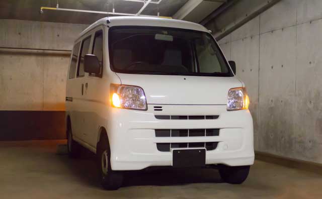 7代目サンバーバン（S321B前期）